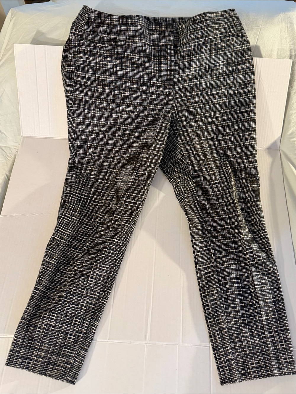 #235 Women's Black & White Plaid Dress Pants